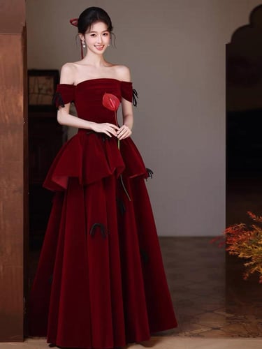 فستان مخمل XC1