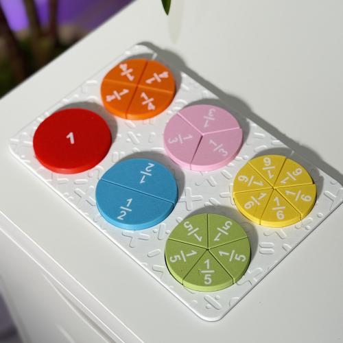 ستاند الكسور ( وسيلة تعليمية )