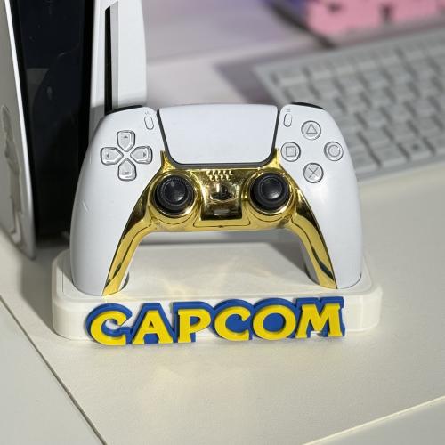 ستاند يد تحكم بلايستيشن 5 بشعار CAPCOM
