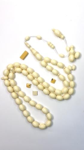 دومنه بيض حمام كريمي