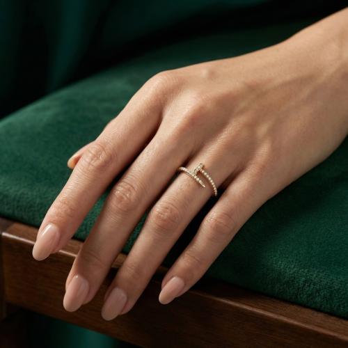 خاتم إيطالي ذهب عيار 18 مرصع بالزركون موديل 34613...