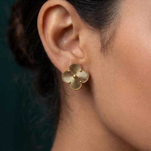 حلق إيطالي ذهب عيار 18 موديل 7523 A