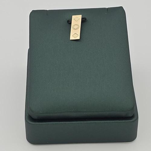 تعليقه ذهب عيار 18 موديل 33230 F