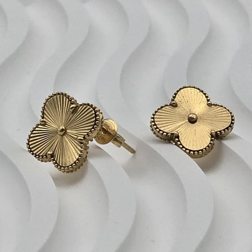 حلق إيطالي ذهب عيار 18 موديل 7523 A