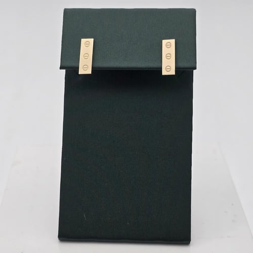 حلق ذهب عيار 18 موديل 32520 F