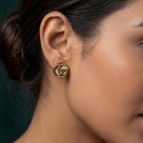 حلق ذهب عيار 18 موديل 32020 F