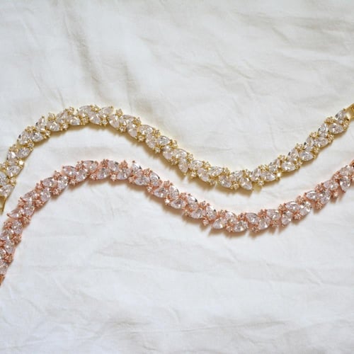 [B013] اسوارة مطلية بالذهب