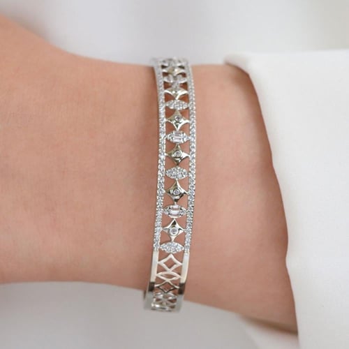 [B025] اسوارة مطلية ذهب بتصميم هندسي