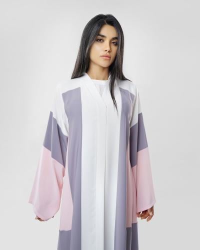 Elegant chiffon abaya with modern geometric design, lightweight and comfortable, suitable for sophisticated daily looks and quiet...
