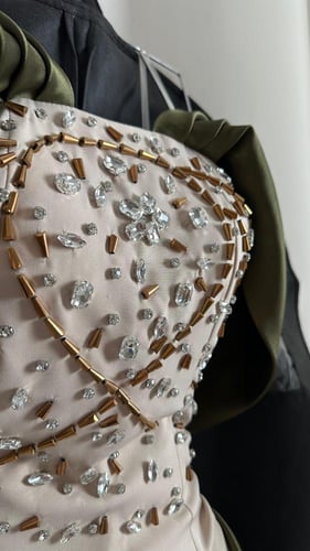 فستان سهرة ميكادو مطرز EV274