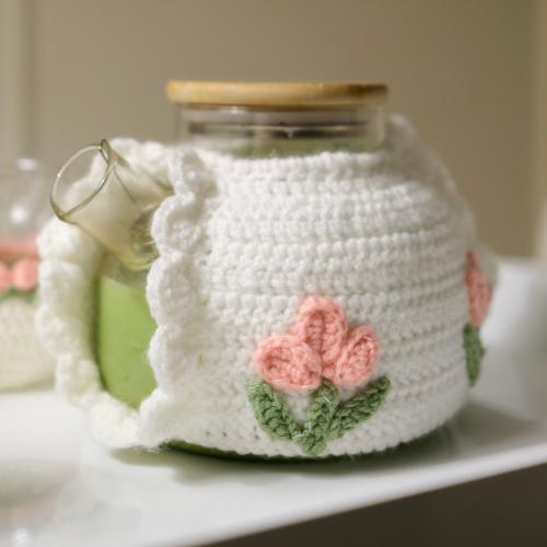Tulip Teapot