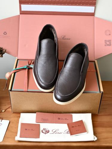 حذاء لورو بيانا الرجالي المصنوع من الجلود الحبيبية الفاخرة (Loro Piana Open Walk Grained Leather Shoes)