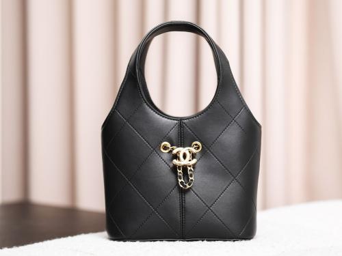 حقيبة يد شانيل (Chanel) كلاسيك توت باكيت جلد طبيعي...