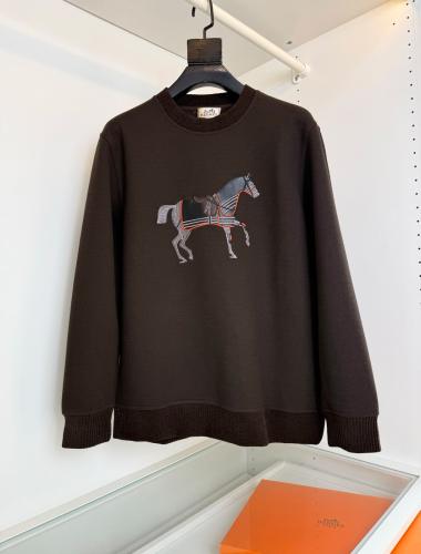 سويت شيرت هيرميس الفاخر بتطريز الحصان الكامل (Hermes Full Horse Embroidered Sweatshirt)