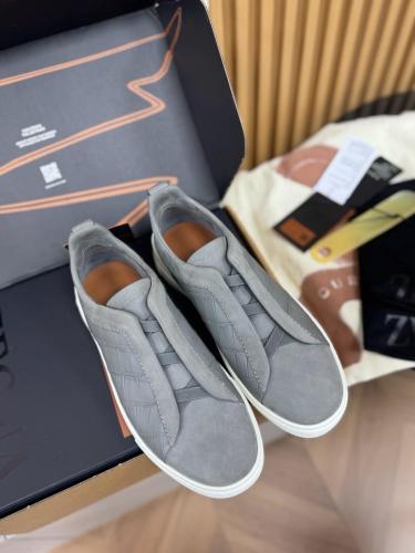 حذاء "زينيا" (Zegna) Triple Stitch - إصدار "شمواه...
