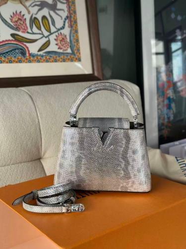 حقيبة "لويس فيتون" Louis Vuittonإصدار فني حصري بنم...
