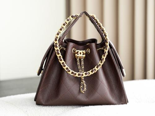 حقيبة شانيل (Chanel) كافيار برباط علوي - جلد بني ش...