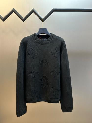 سترة لويس فيتون التريكو الفاخرة (Louis Vuitton Knit Sweater)