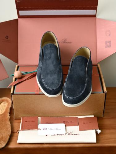 حذاء لورو بيانا الرجالي الشمواه الأيقوني (Loro Piana Open Walk Suede Shoes)