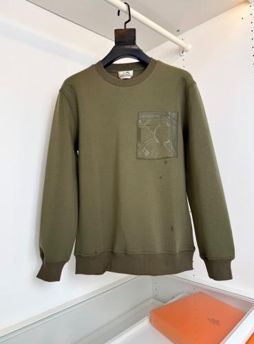سويت شيرت هيرميس الفاخر بجيب الجاكار (Hermes Jacquard Pocket Sweatshirt)