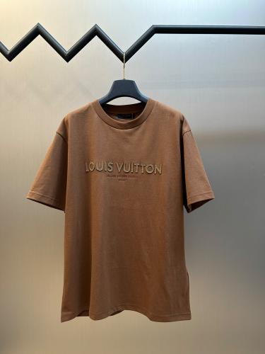 تيشرت لويس فيتون المطرز الفاخر (Louis Vuitton Embroidered Logo T-Shirt)
