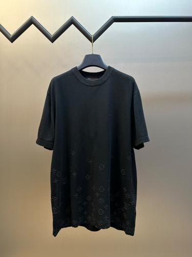 تيشرت لويس فيتون التريكو الفاخر (Louis Vuitton Knit T-Shirt)
