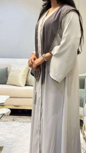 عبايات تخرج 2026