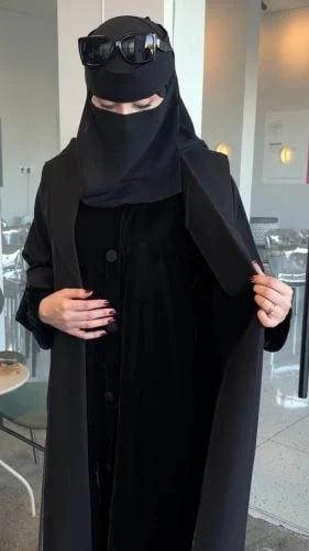 عباية أحلام