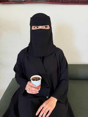 عباية رقم450 + طرحه مجانًا