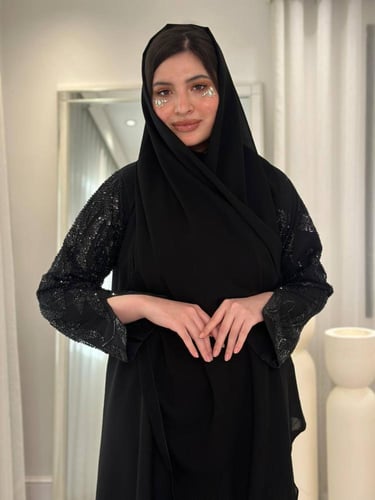 عبايه أمل : طرحه مجانا