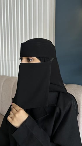 ثلاثه نقاب اكل مطاط مايل