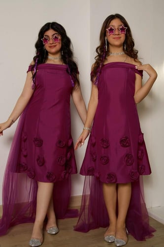 فستان سهرة لون مميز وتصميم جديد ٢٠٢٥