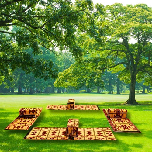 جلسة أرضية بسيطة بتصميم ذكي وسهل الاستخدام - نقشات...