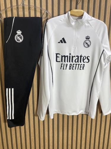 طقم ريال مدريد تمارين