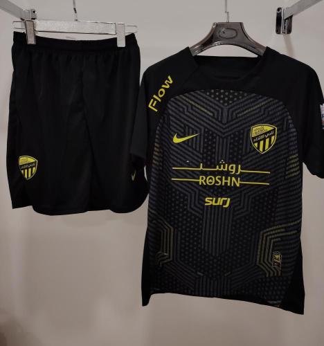 طقم الاتحاد الاسود 2025