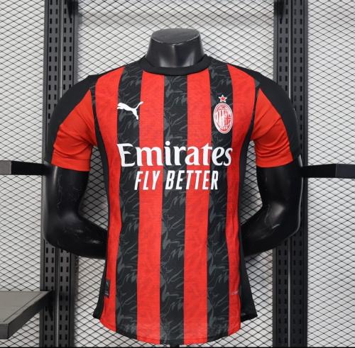 عرض خاص لمحبي الروسونيري! ⚫ احصل على طقم AC Milan...