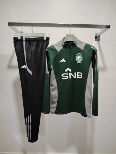 طقم سويتر المنتخب السعودي مع بنطلون