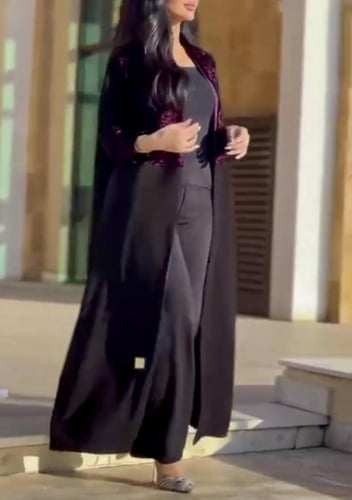 عباية نص كلوش