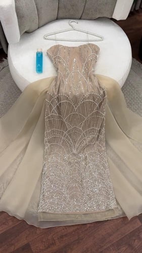 فستان سهرة خرز بذيل من الخلف ب 4 الوان