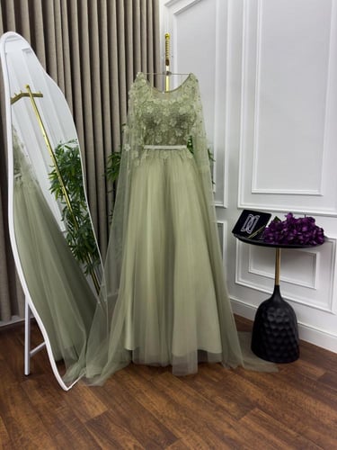 فستان سهره تل تطريز يدوي ورد ليرز