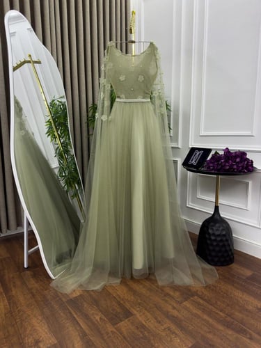 فستان سهره تل تطريز يدوي ورد ليرز