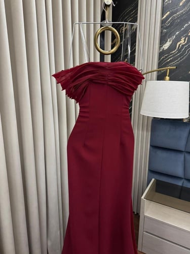 فستان سهره بألوان العنابي تطريز شك يدوي