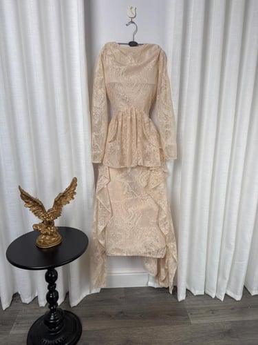 فستان ناعم دانتيل بالون البيج