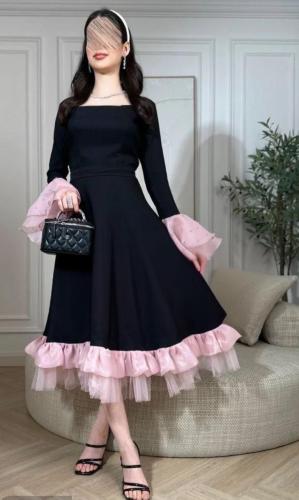 فستان باربي باكمام انييقه