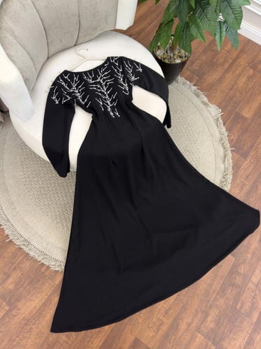 فستان اسود سهرة