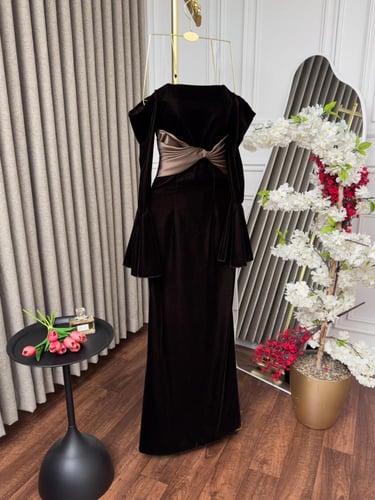 فستان سهره باكمام طويله