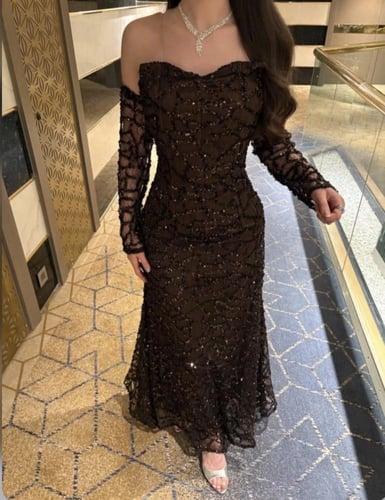 فستان سهره باكمام أنيقه