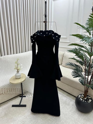 فستان سهره باكمام مفتوحه