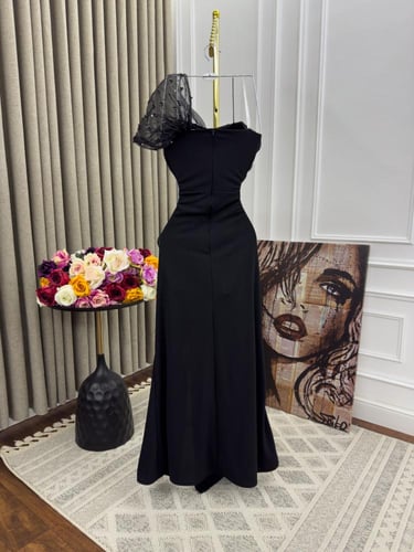 فستان سهره بالون الاسود باربي تطريز يدوي