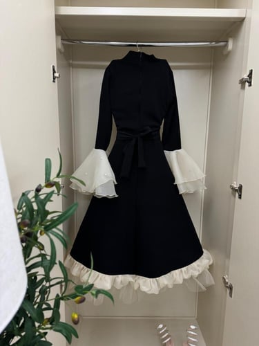 فستان العيد بالون الاسود الملكي